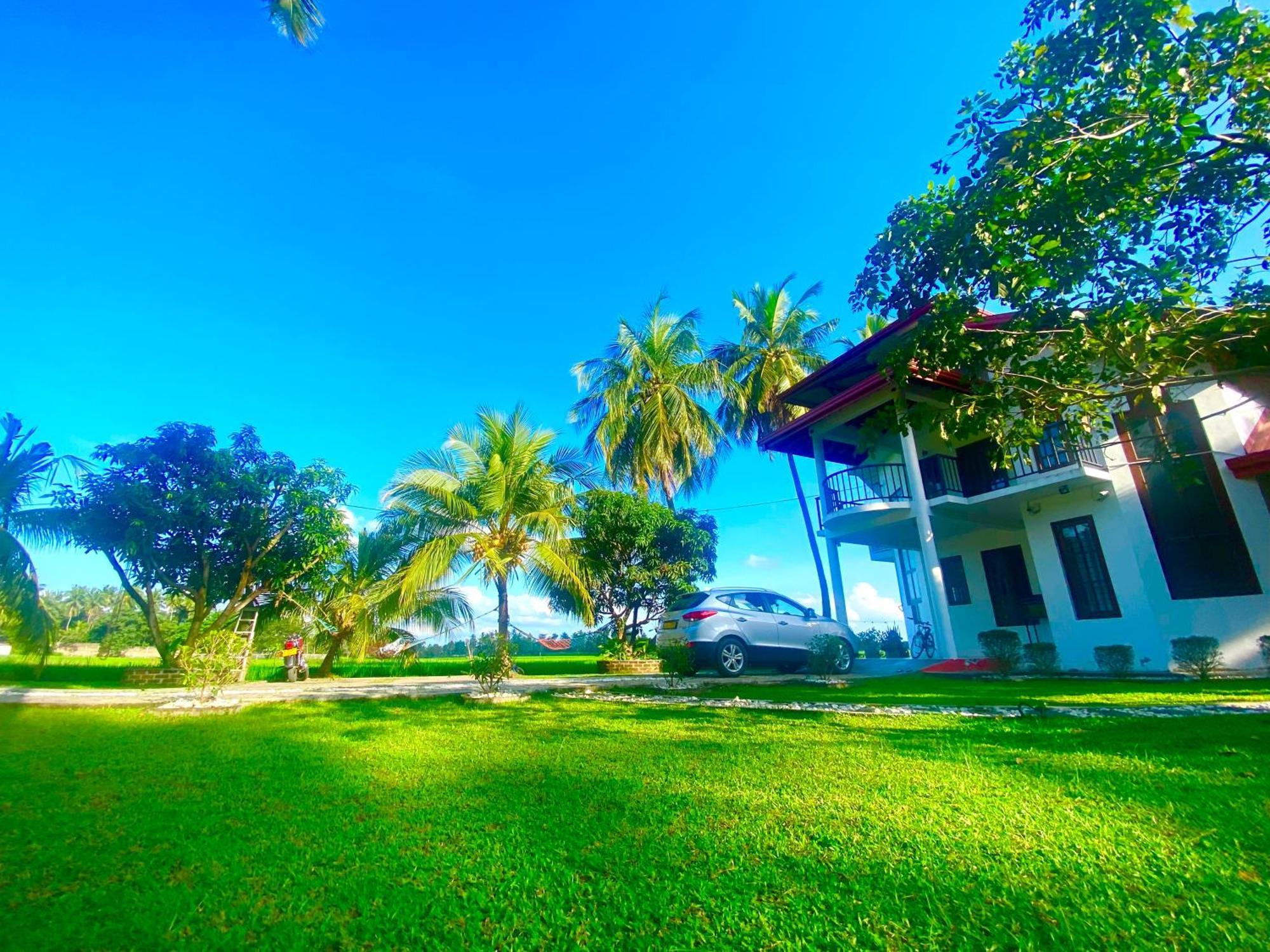 Aroma Villa Homestay Polonnaruwa Exterior photo