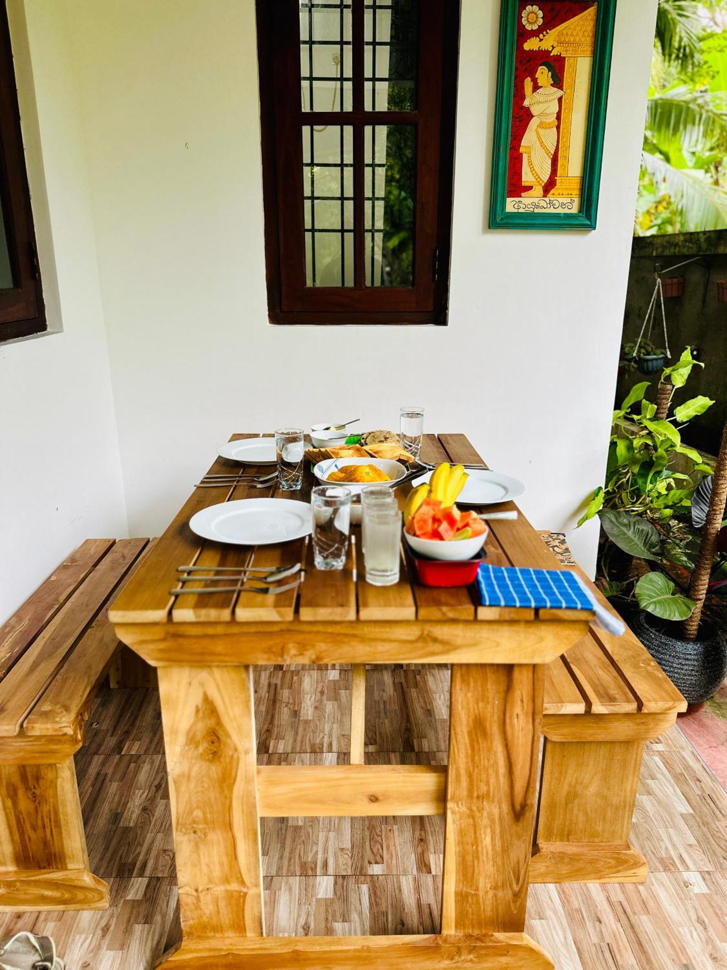 Aroma Villa Homestay Polonnaruwa Exterior photo