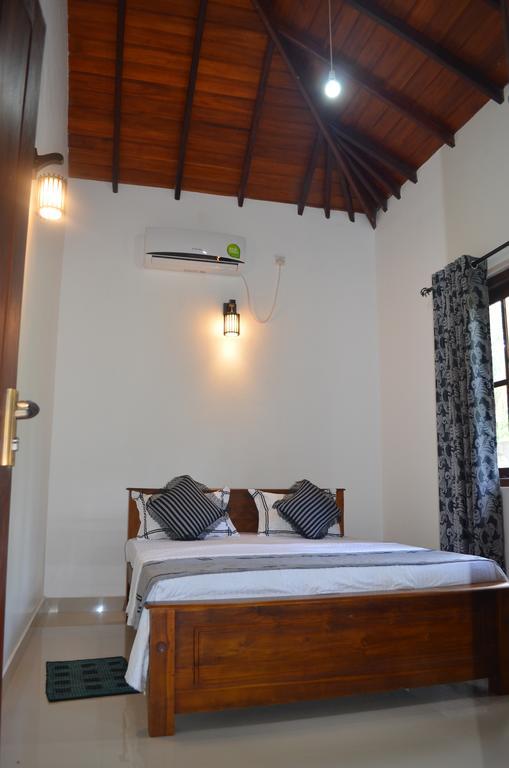 Aroma Villa Homestay Polonnaruwa Exterior photo